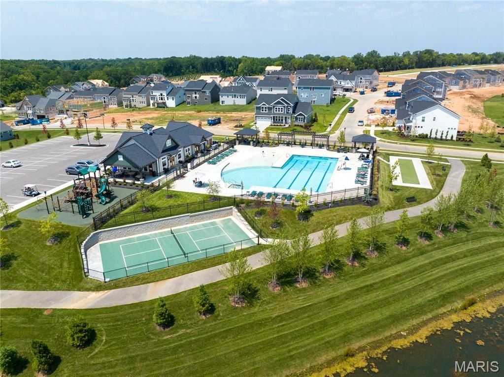 149 Cardow Drive. O Fallon, MO 63368