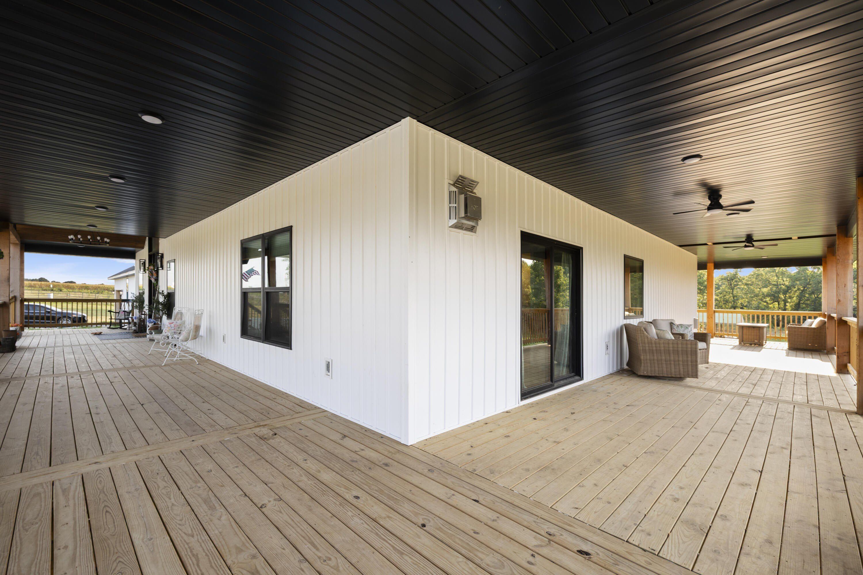 643 Route Ff. Everton, MO 65646