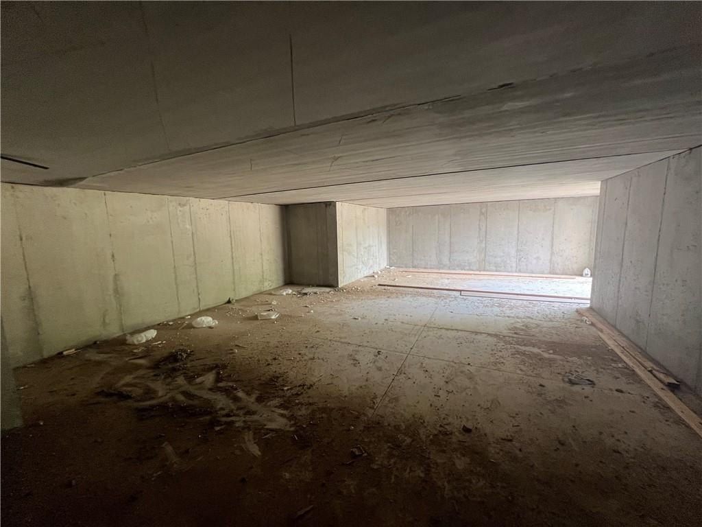 21401 Twin Oaks Parkway. Peculiar, MO 64078