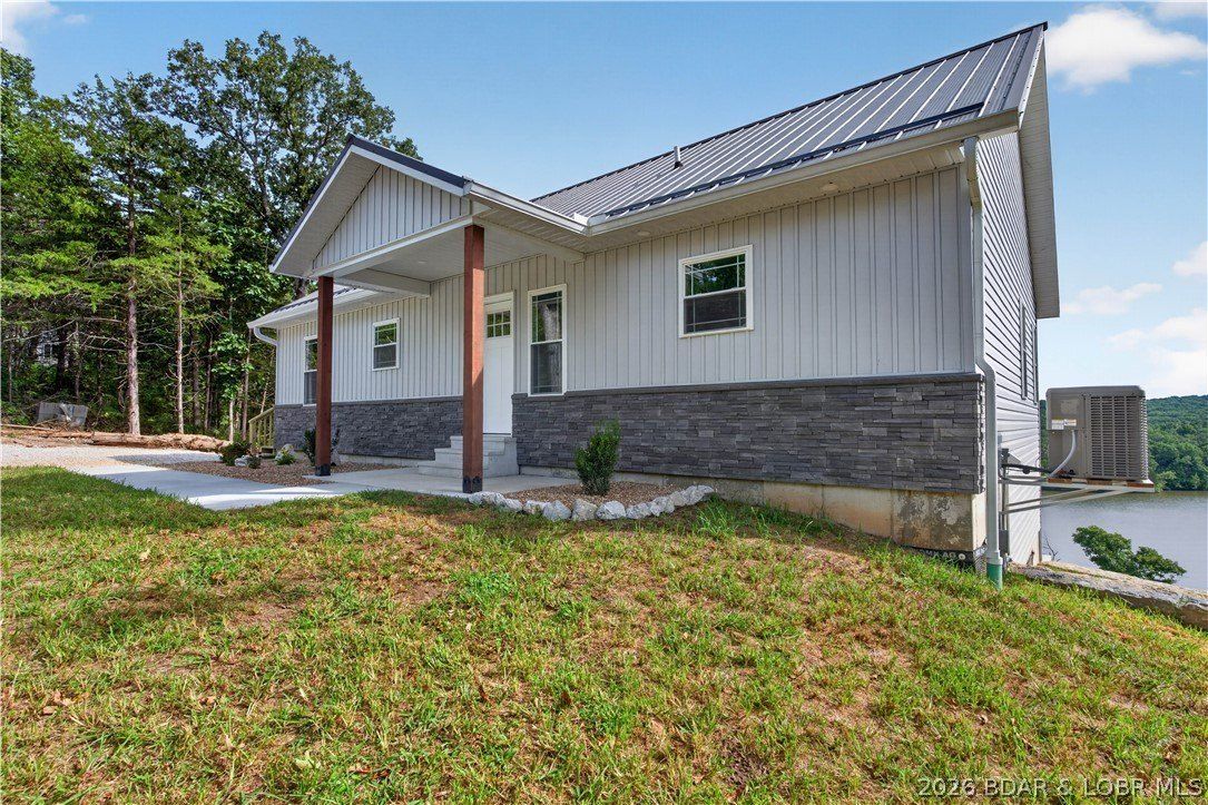 Herring Court. Lincoln, MO 65338