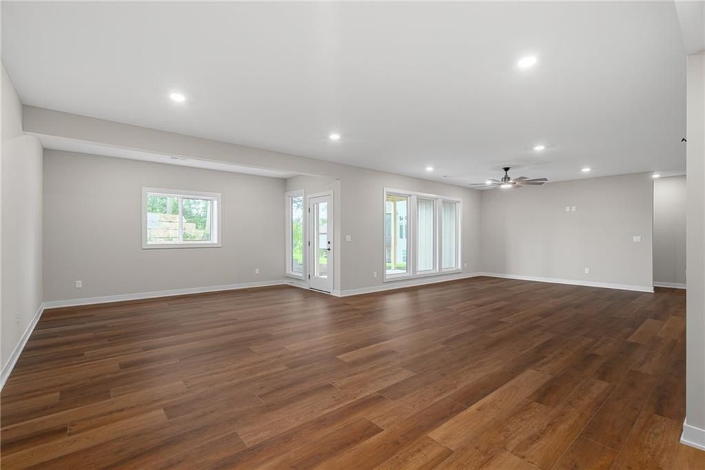 13548 Terrace Park Drive. Parkville, MO 64152