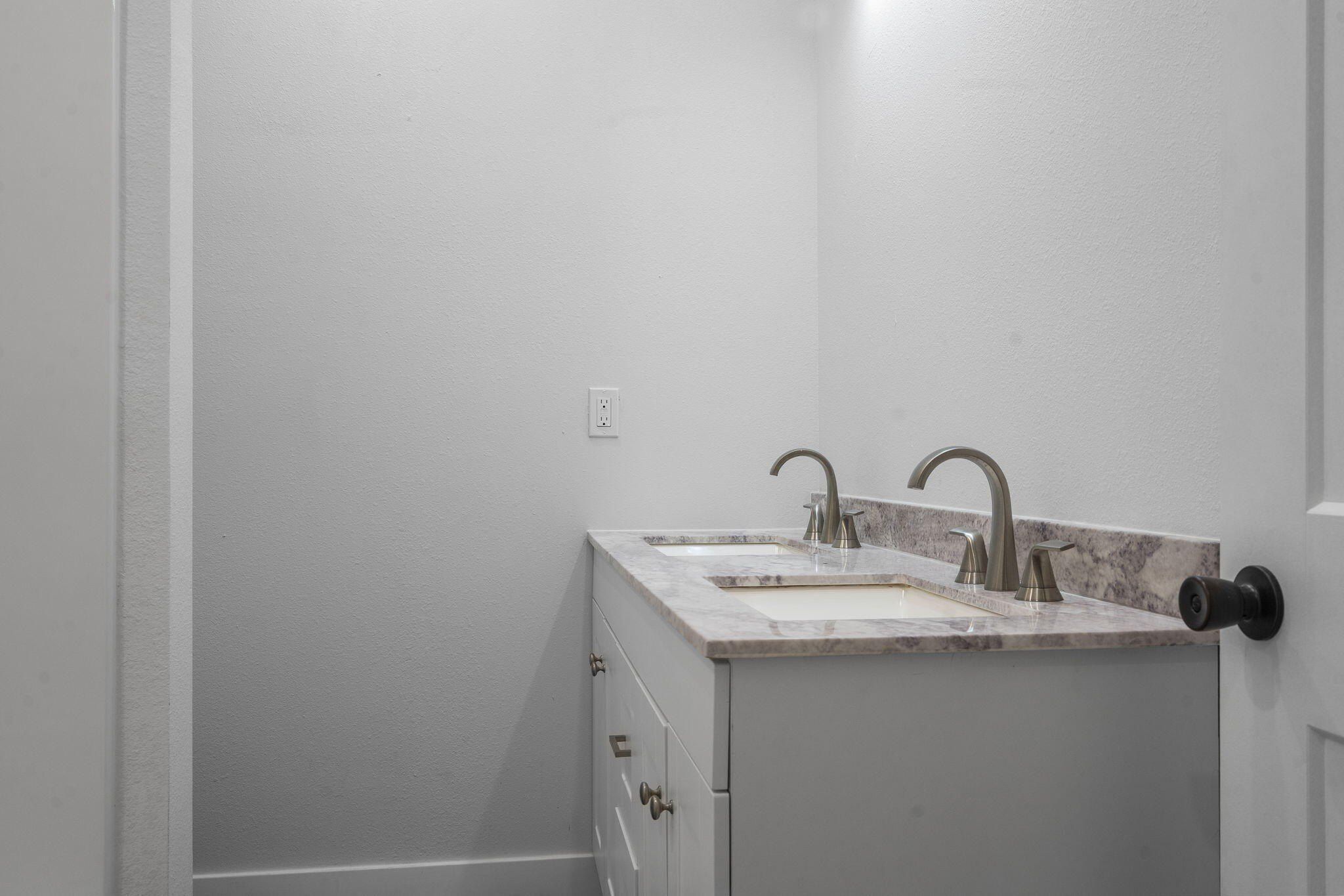 5025 Dogwood Avenue. Rockaway Beach, MO 65740