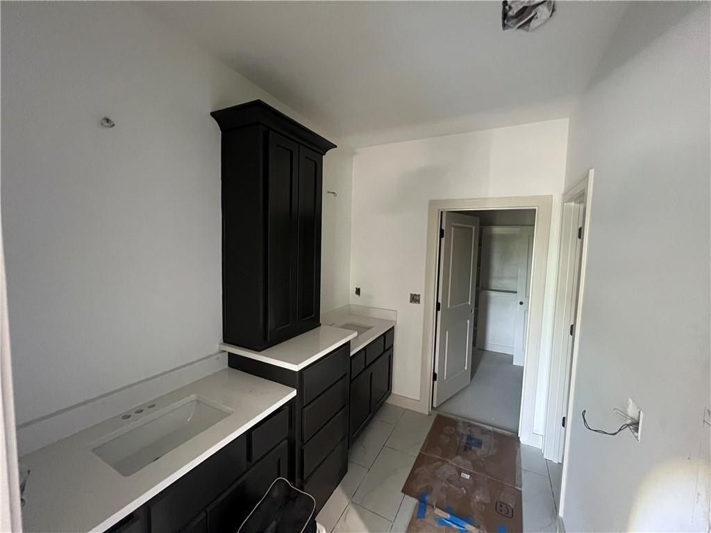 11715 E 231St Street. Peculiar, MO 64078