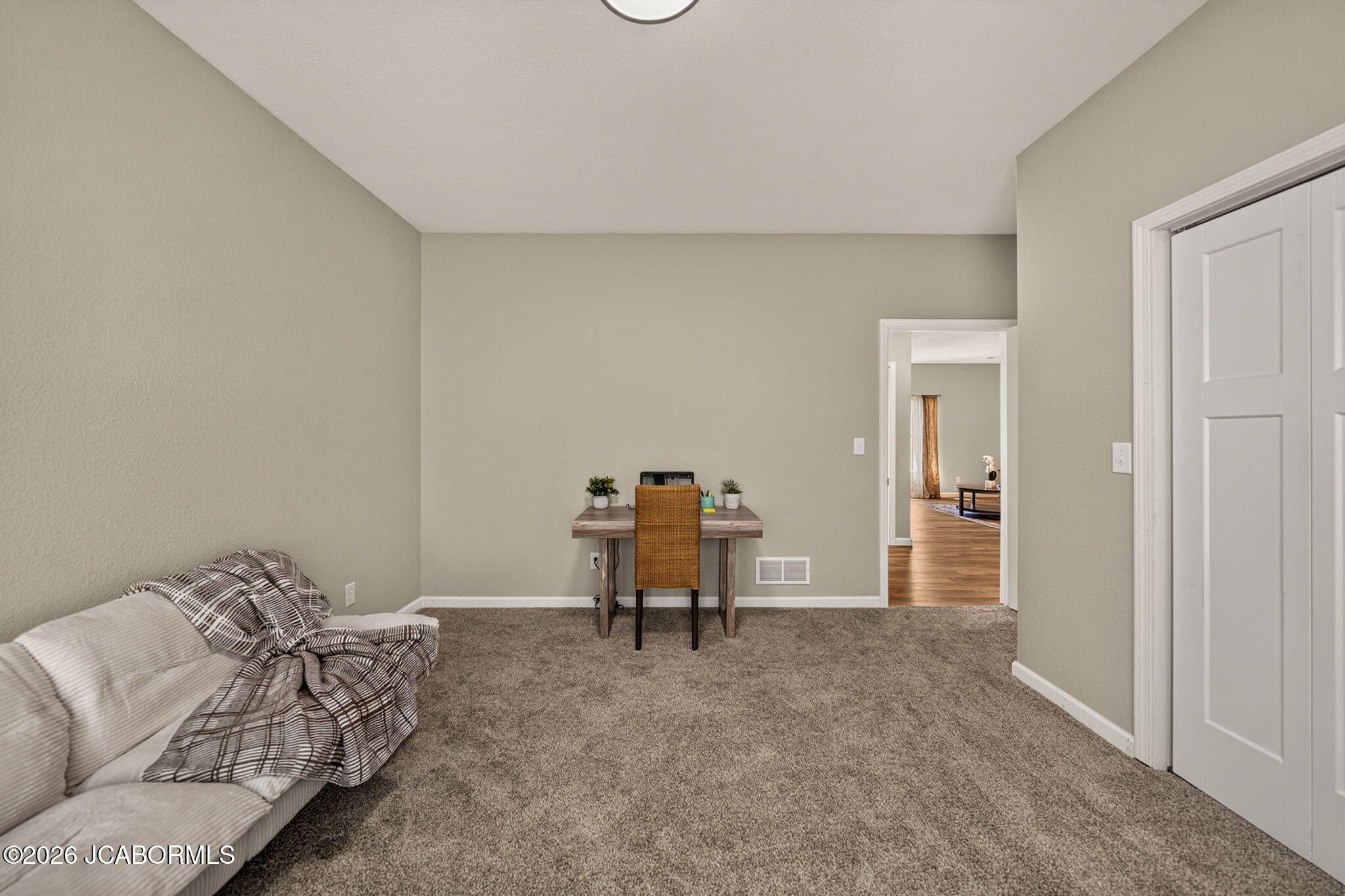 1202 Hillcrest Road. California, MO 65018