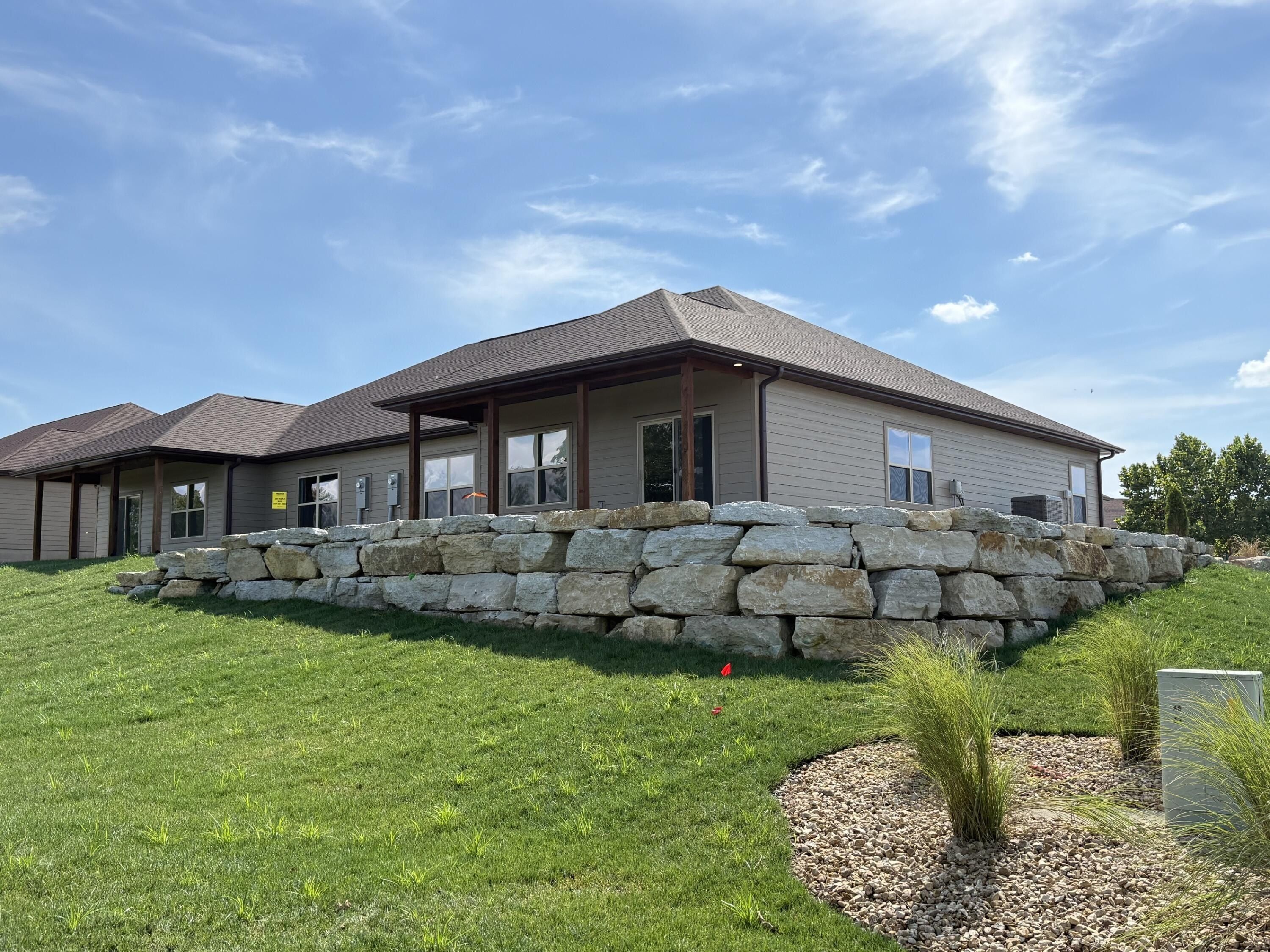 92 Mountain View Court. Branson West, MO 65737