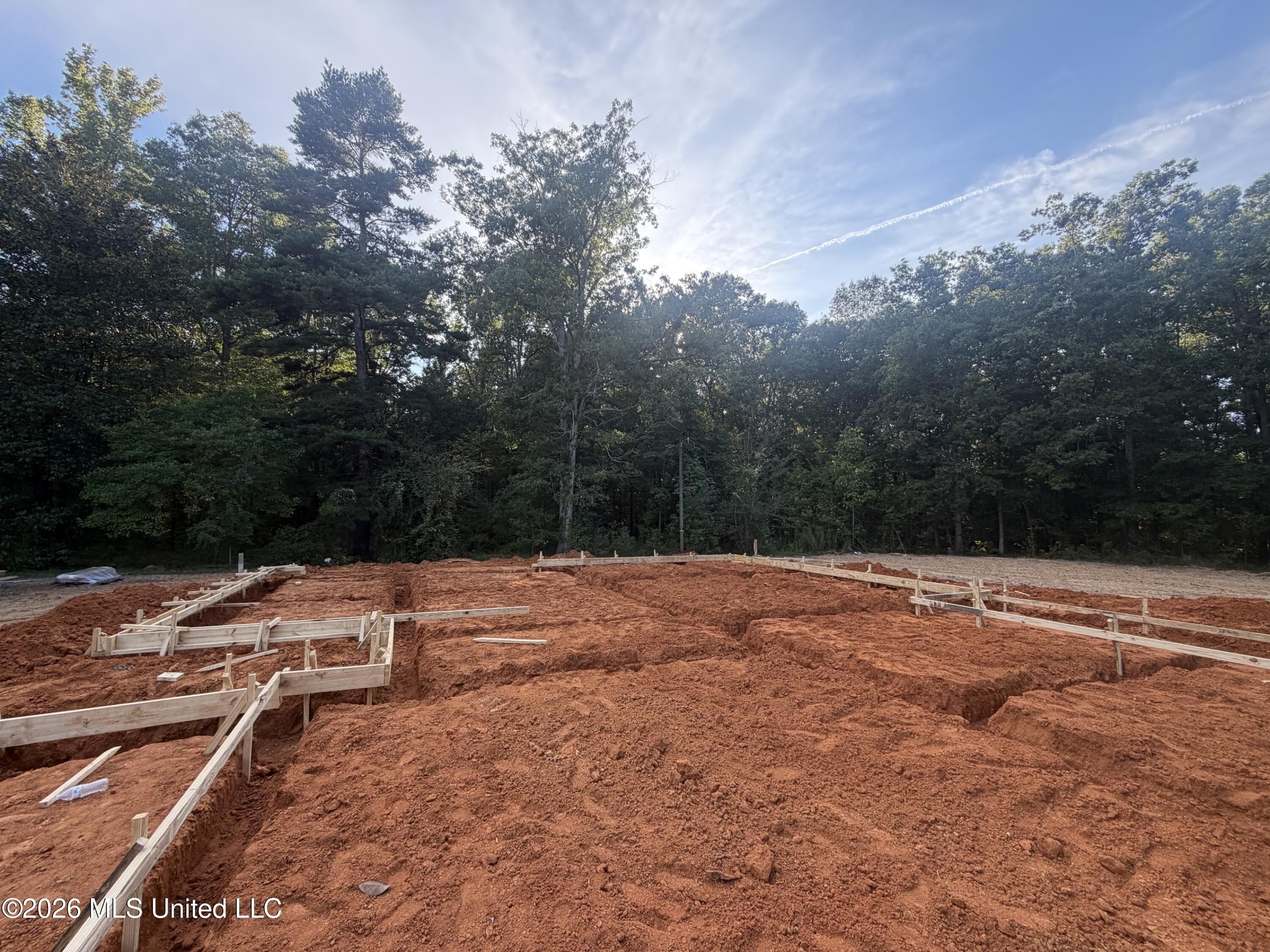 Hunter Road. Florence, MS 39073