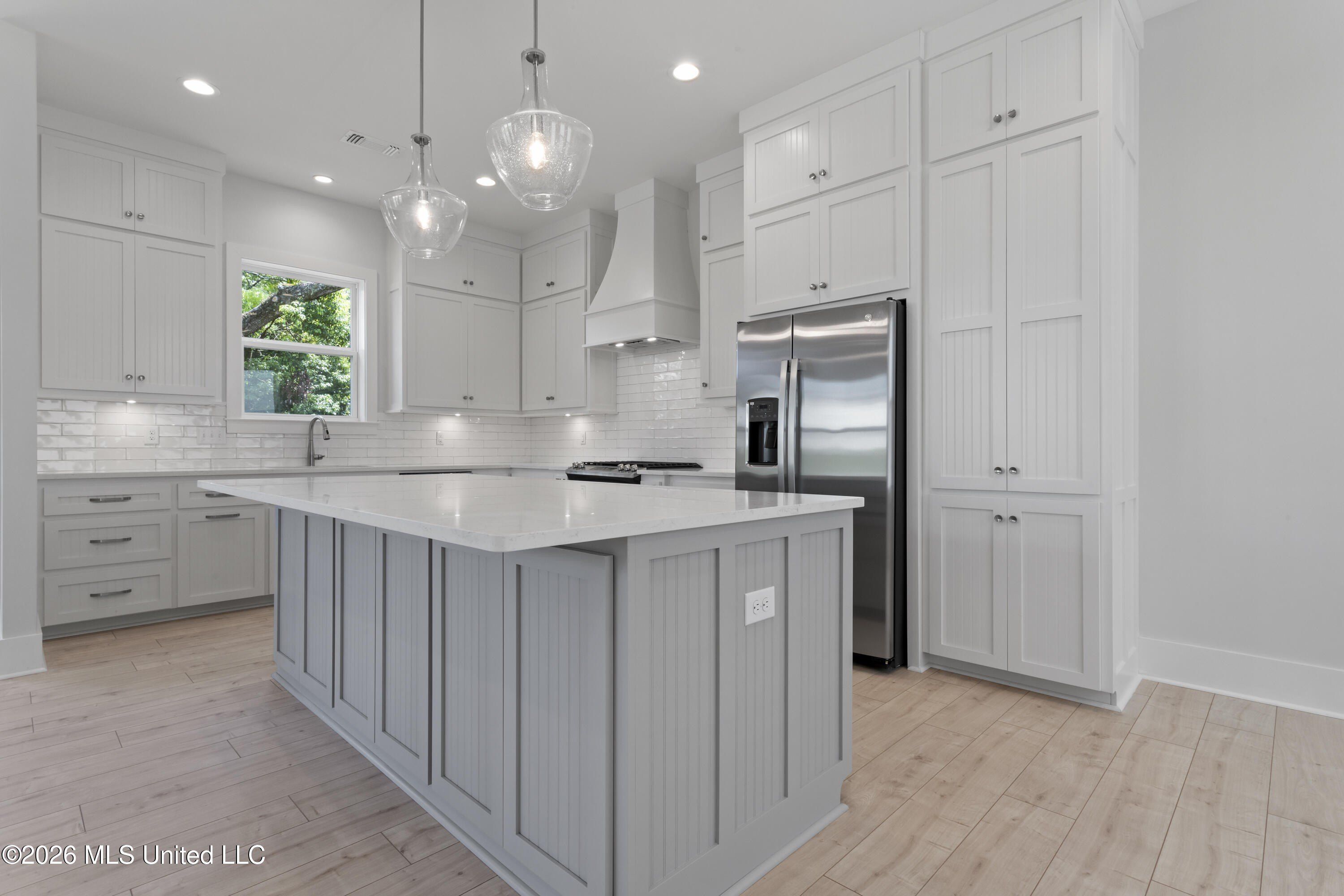 286 Porter Avenue. Ocean Springs, MS 39564