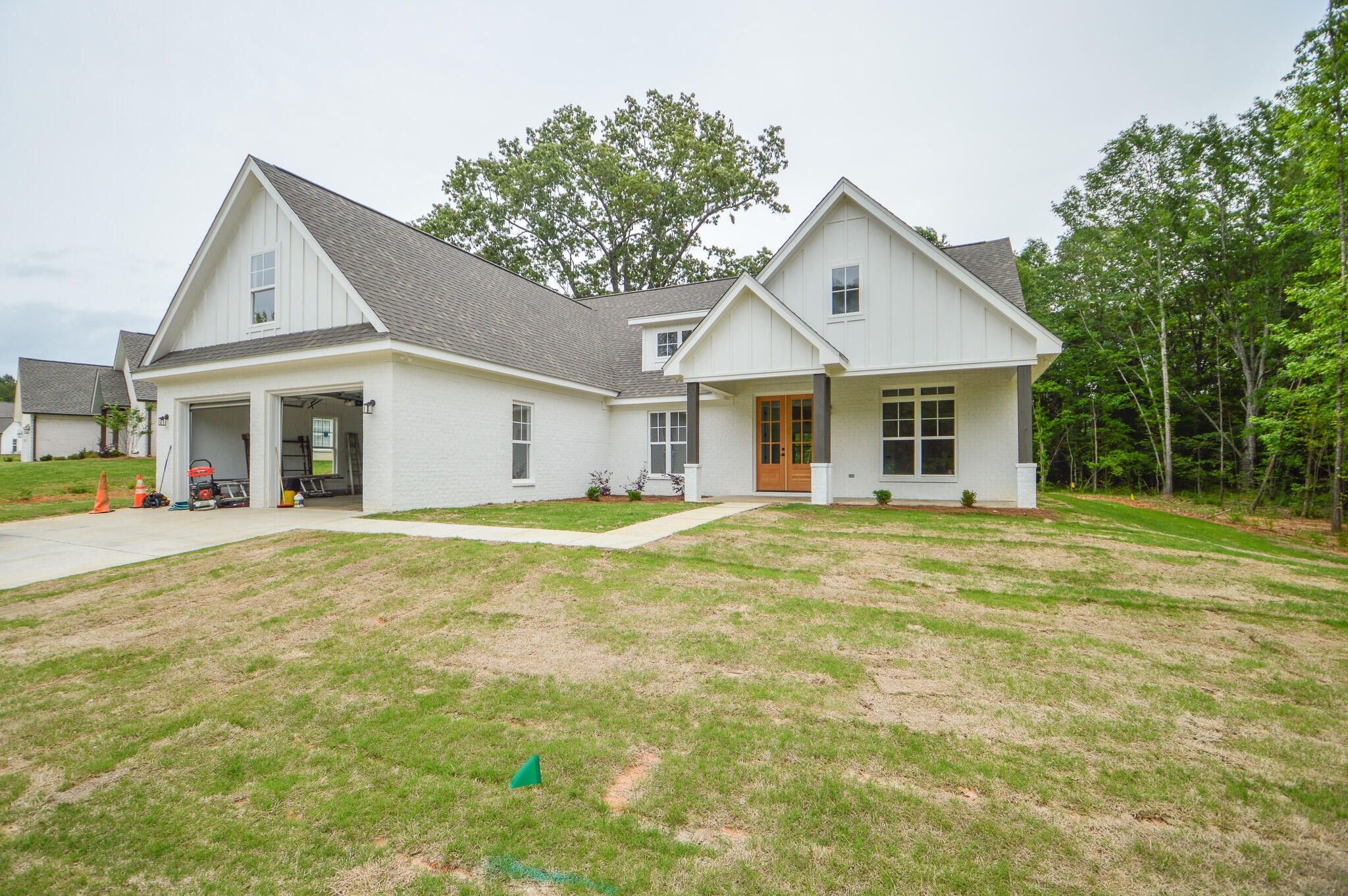 54 Ridgeway Dr. Starkville, MS 39759