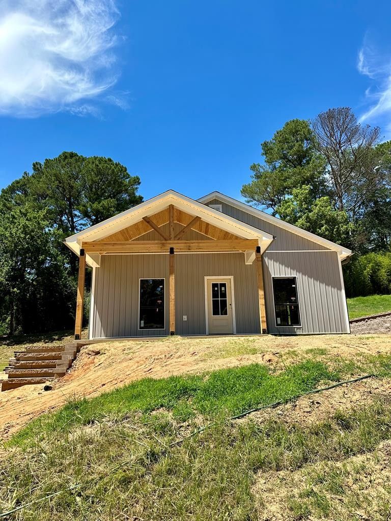 507 Calhoun Street. Water Valley, MS 38965