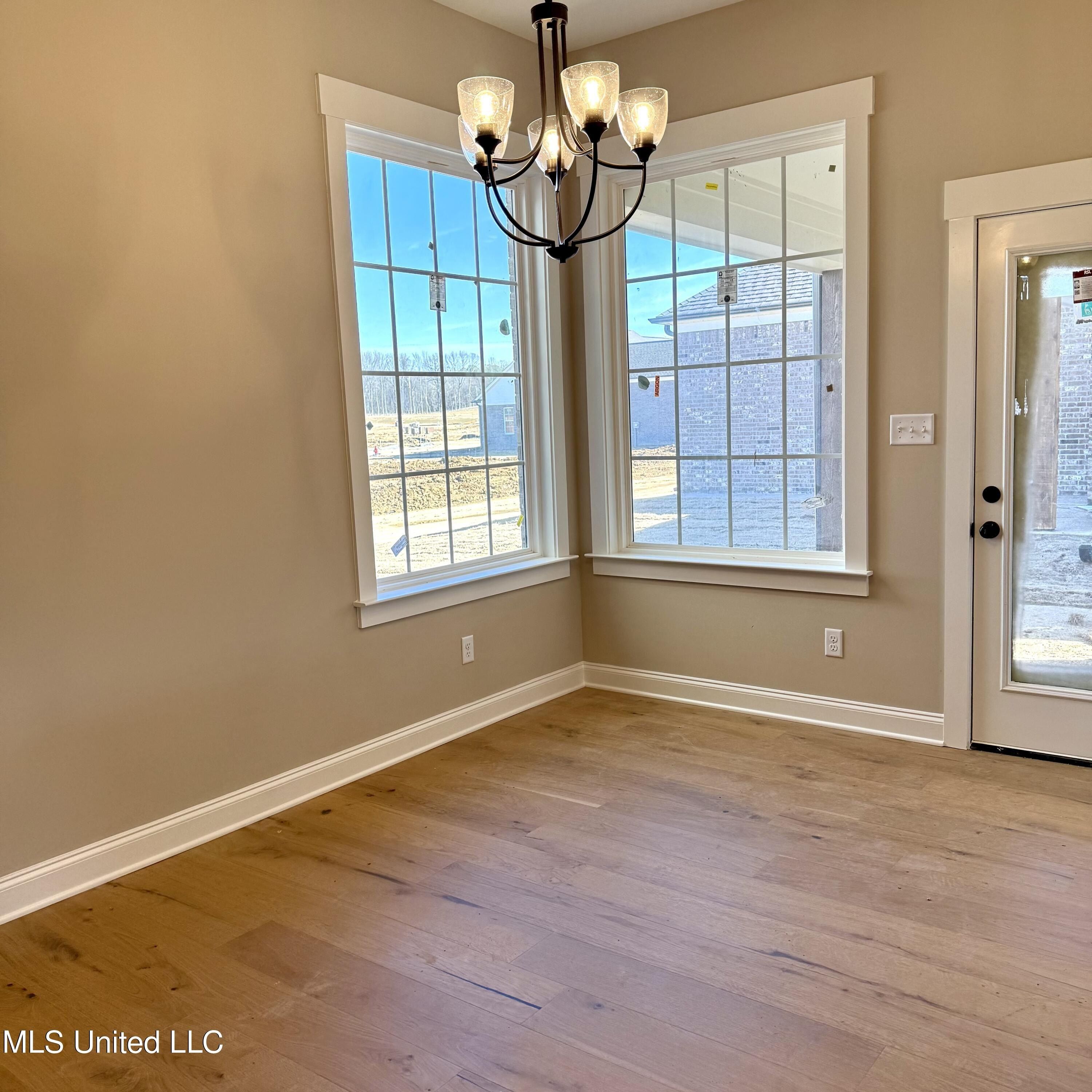 582 Bolivar Drive. Nesbit, MS 38651