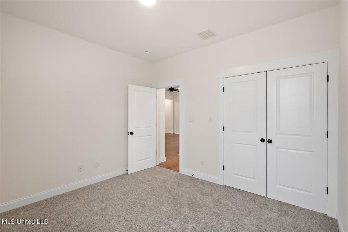 738 Coahoma Court. Nesbit, MS 38651