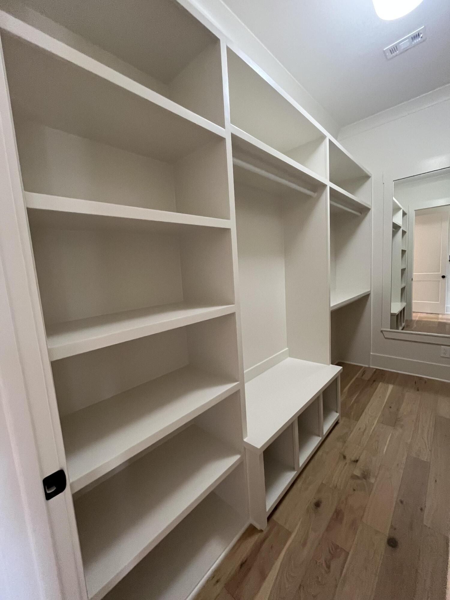 49 Mccabe Dr. Starkville, MS 39759