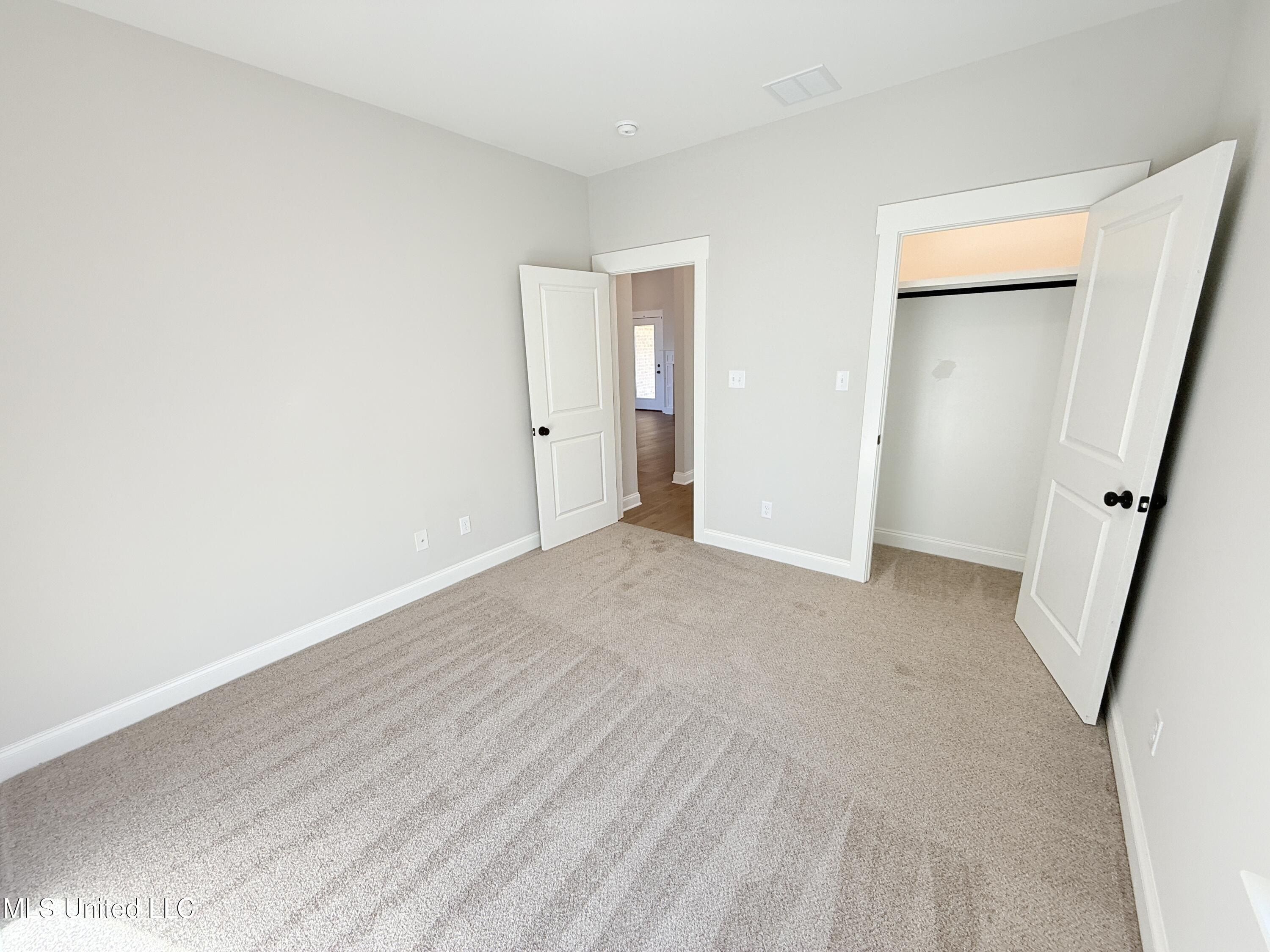 793 Coahoma Court. Nesbit, MS 38651