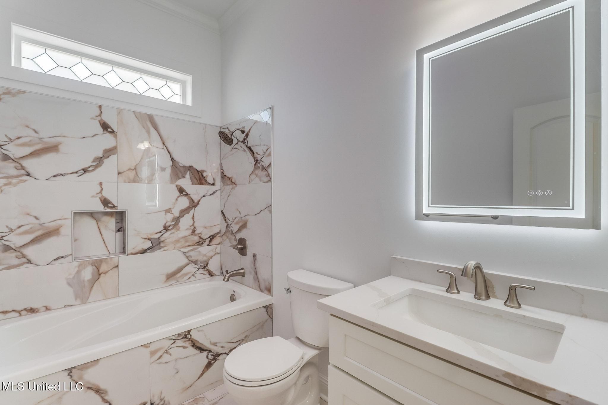 321 Hope Lane. Pass Christian, MS 39571