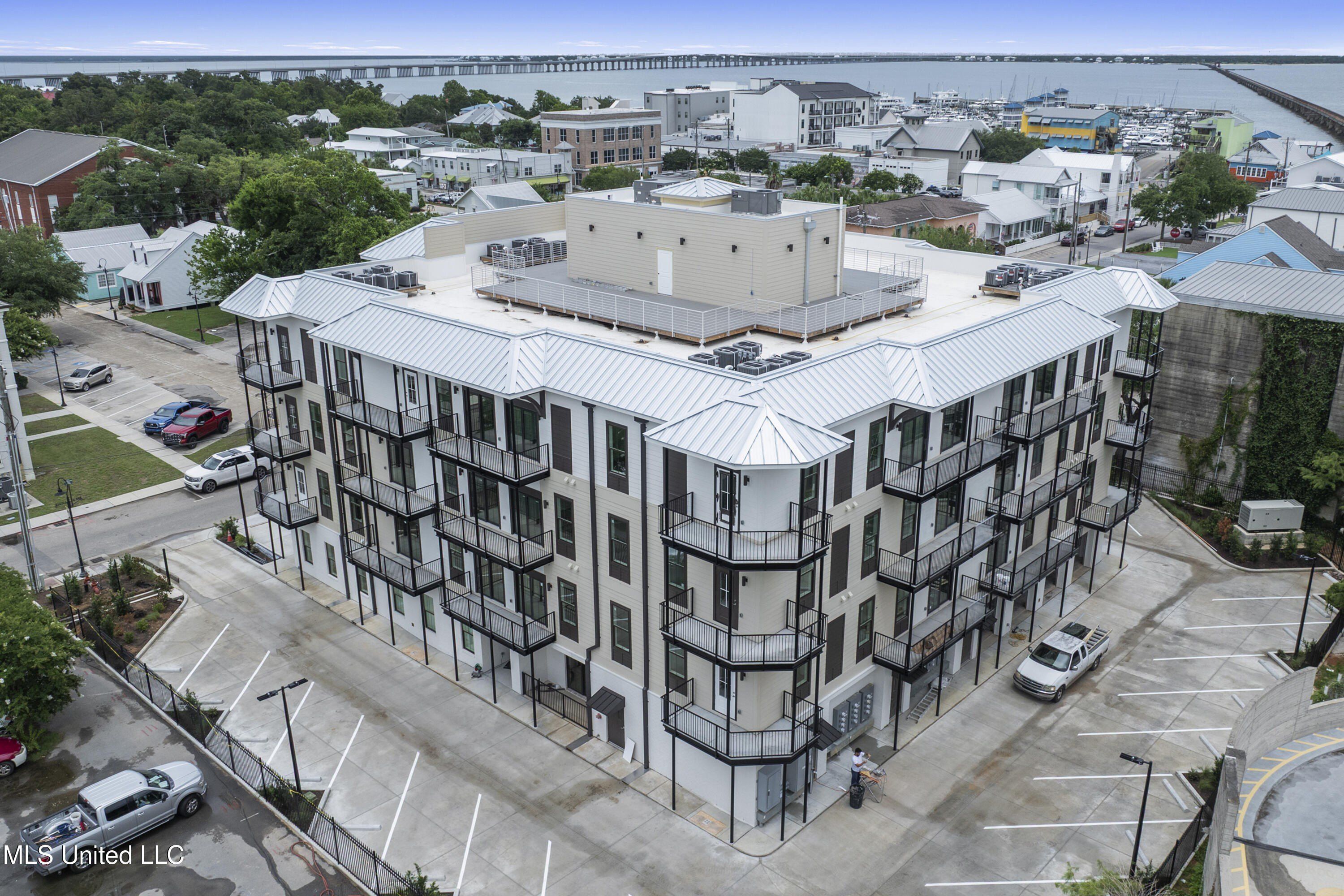 124 Court Unit 206 Street Lot 206. Bay Saint Louis, MS 39520