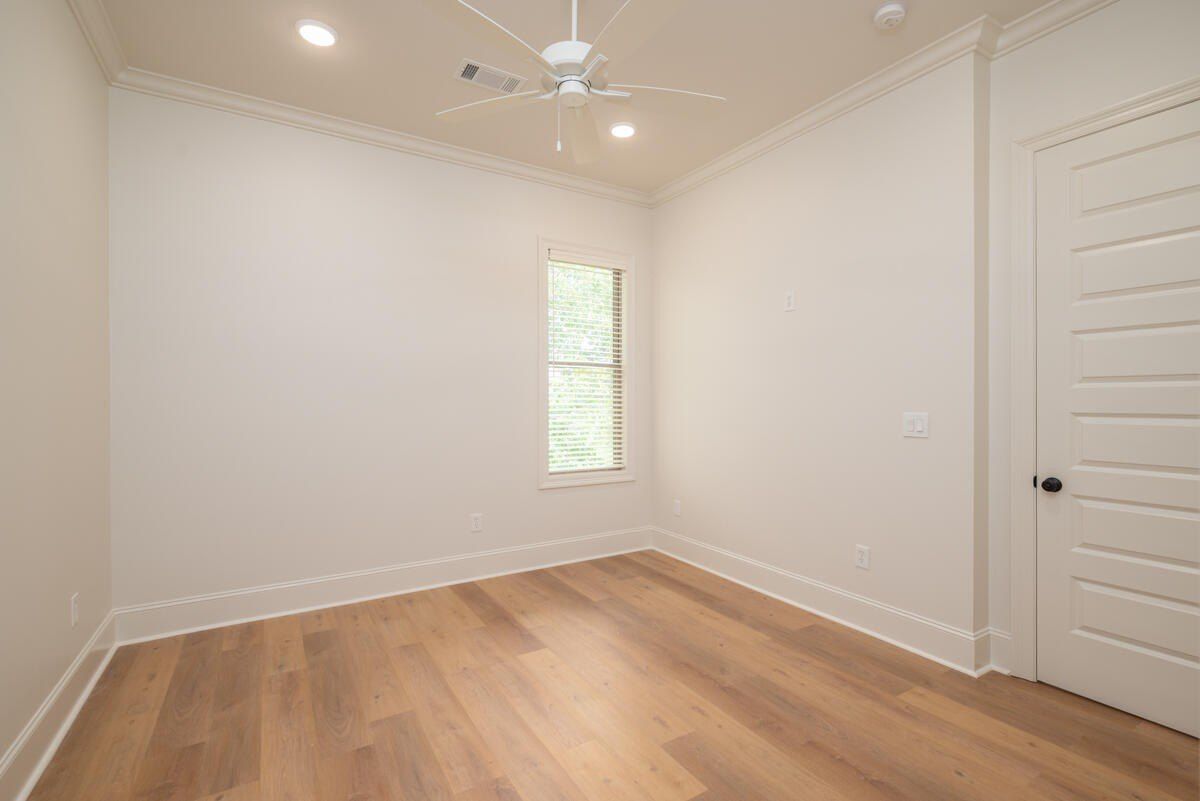 112 Breezeway Cv. Columbus, MS 39701