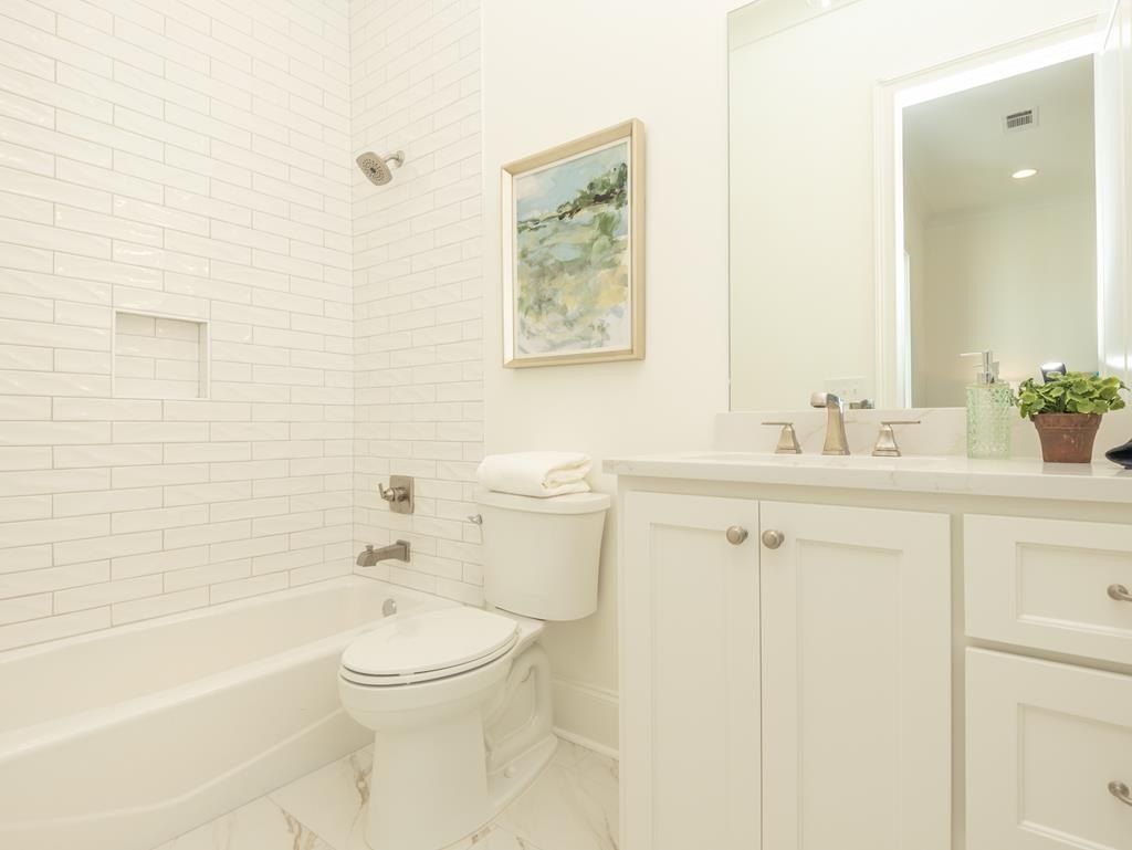 836 Mccleary Dr. Oxford, MS 38655