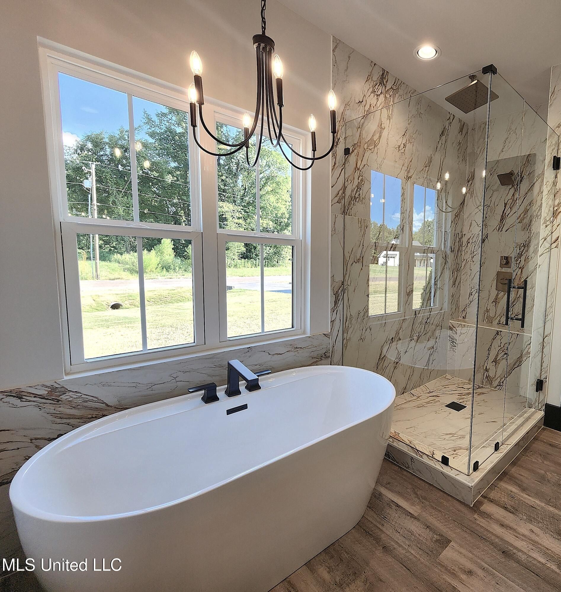 5199 Brook Ln. Hernando, MS 38632