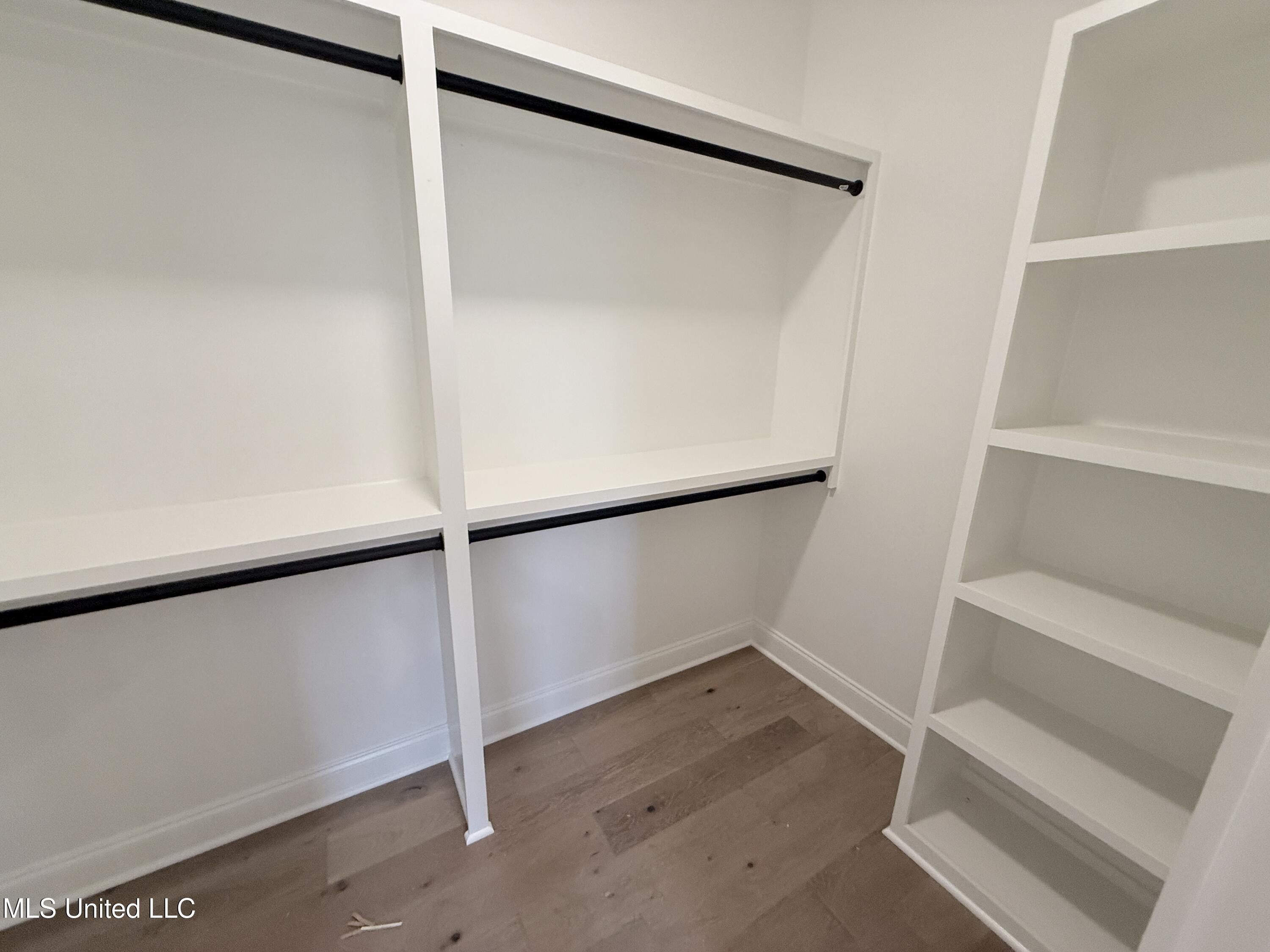 1148 Creekside Lane. Hernando, MS 38632