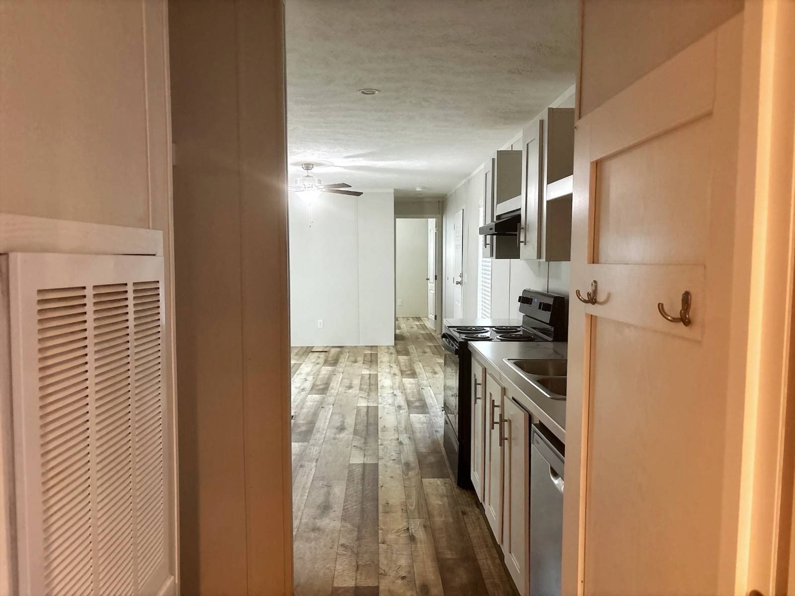 2101 Ladnier Rd. Gautier, MS 39553