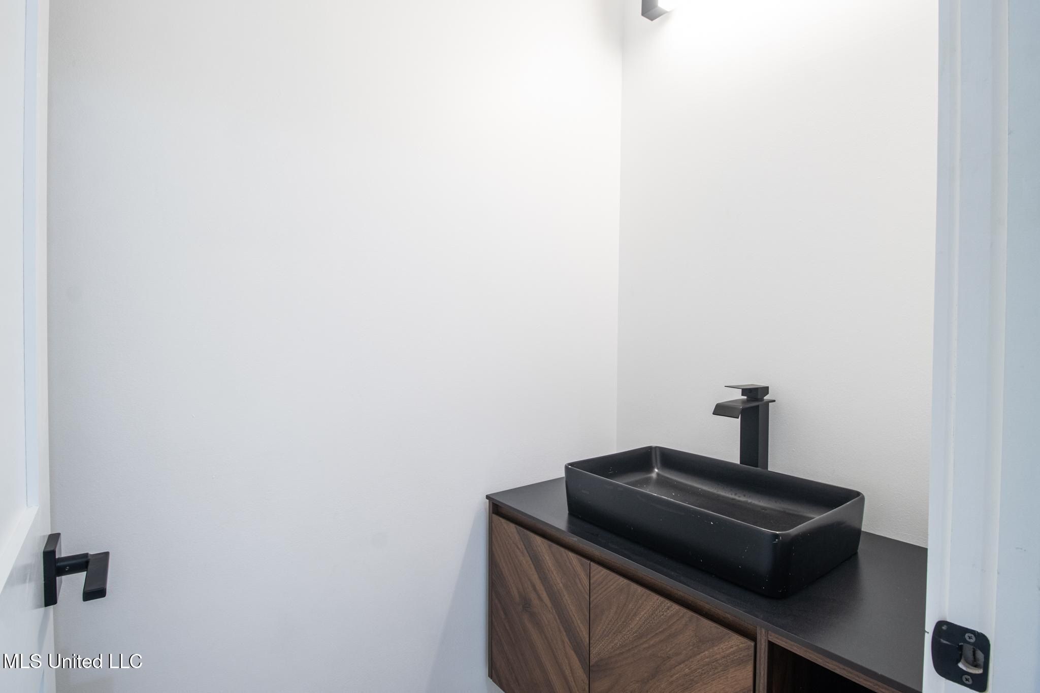 1803 Burton Avenue. Gulfport, MS 39507