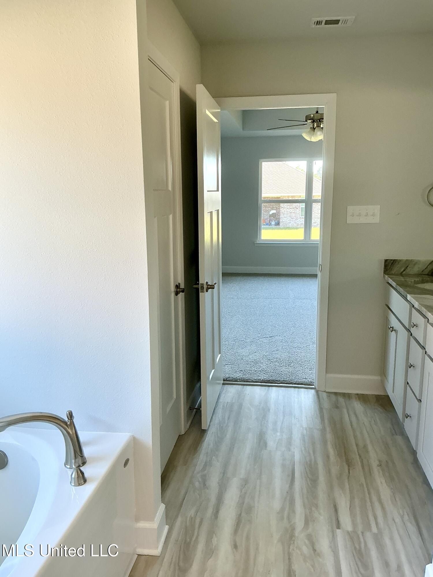 6205 Diamond Lane. Biloxi, MS 39532