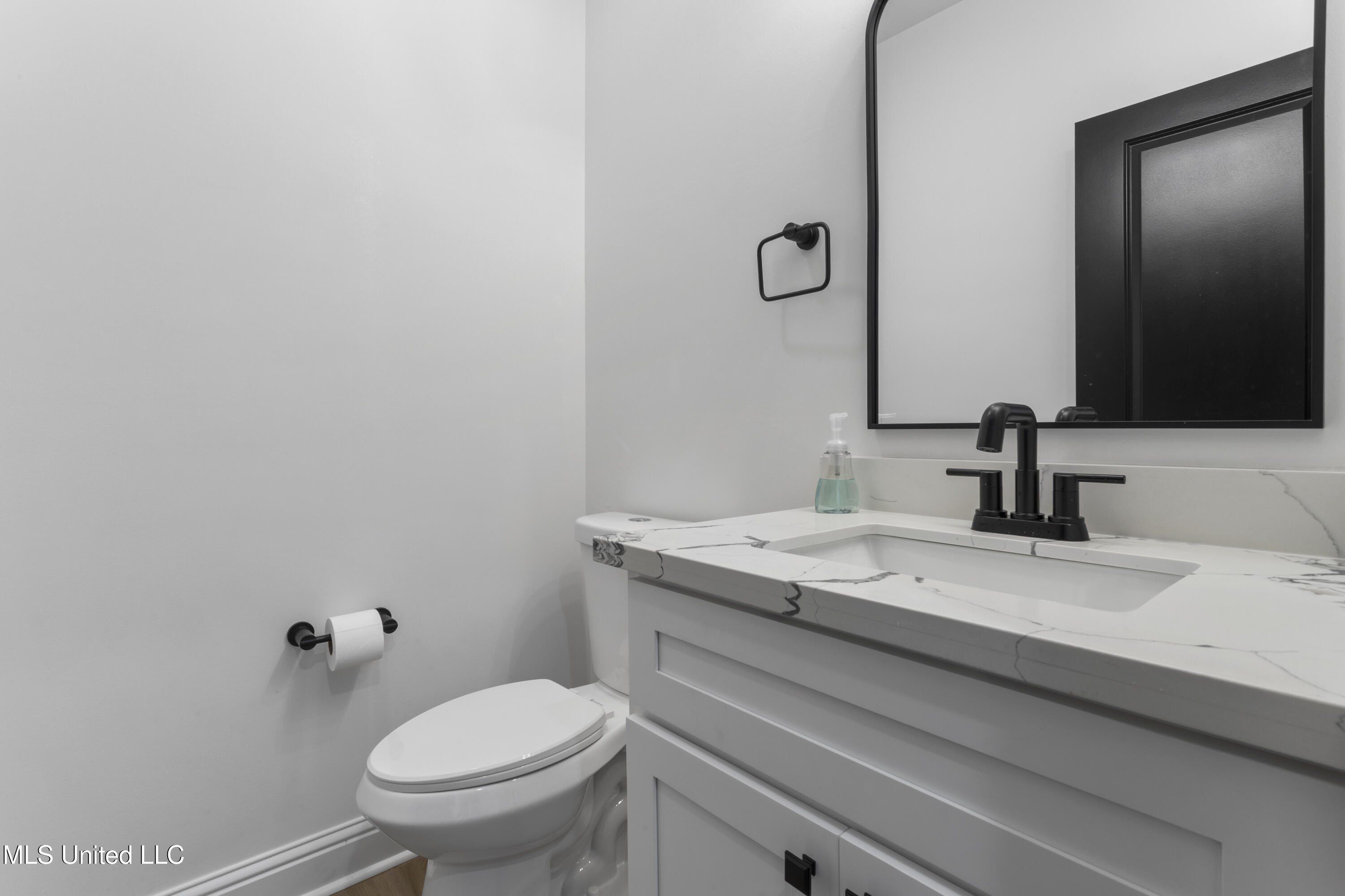 620 Old Savannah Drive. Long Beach, MS 39560