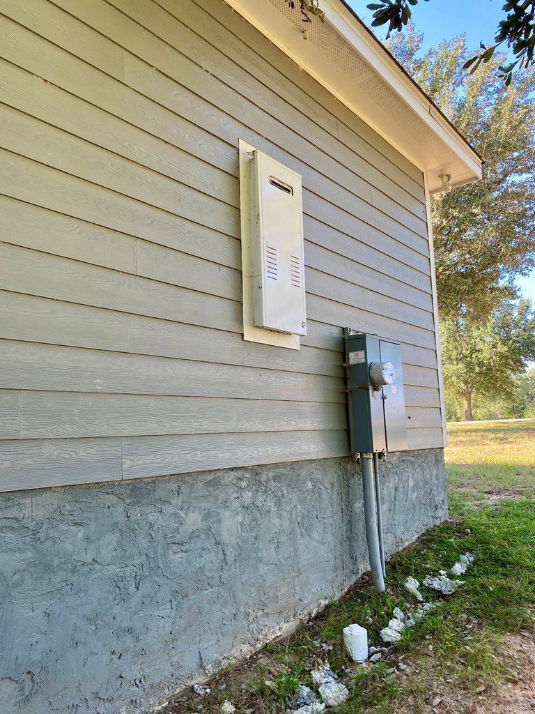 11 Long Island Road. Poplarville, MS 39470