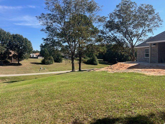 6 Sassafras Dr. Picayune, MS 39466