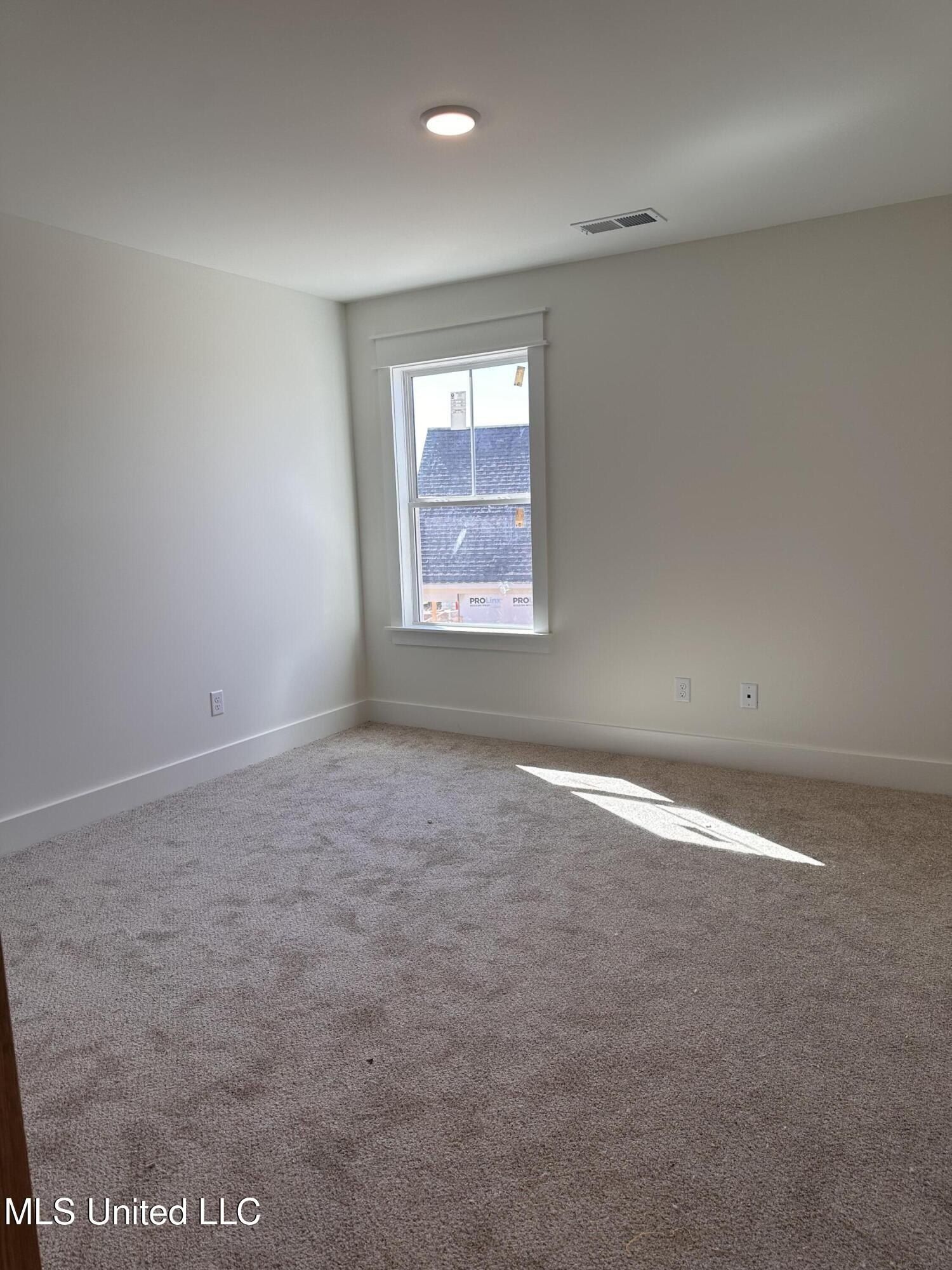 1817 Caribe Drive. Nesbit, MS 38651