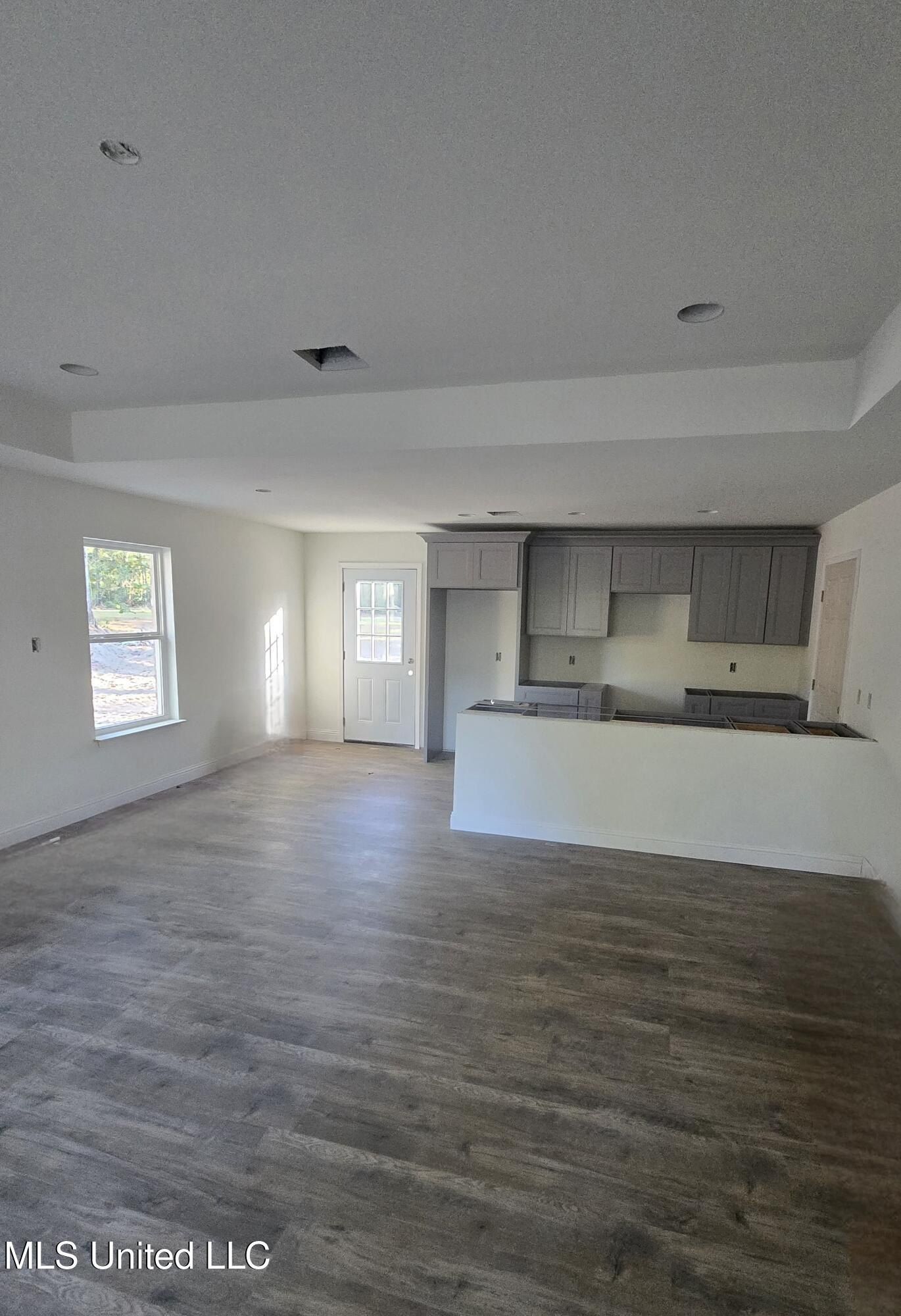 1029 Neal Road. Picayune, MS 39466