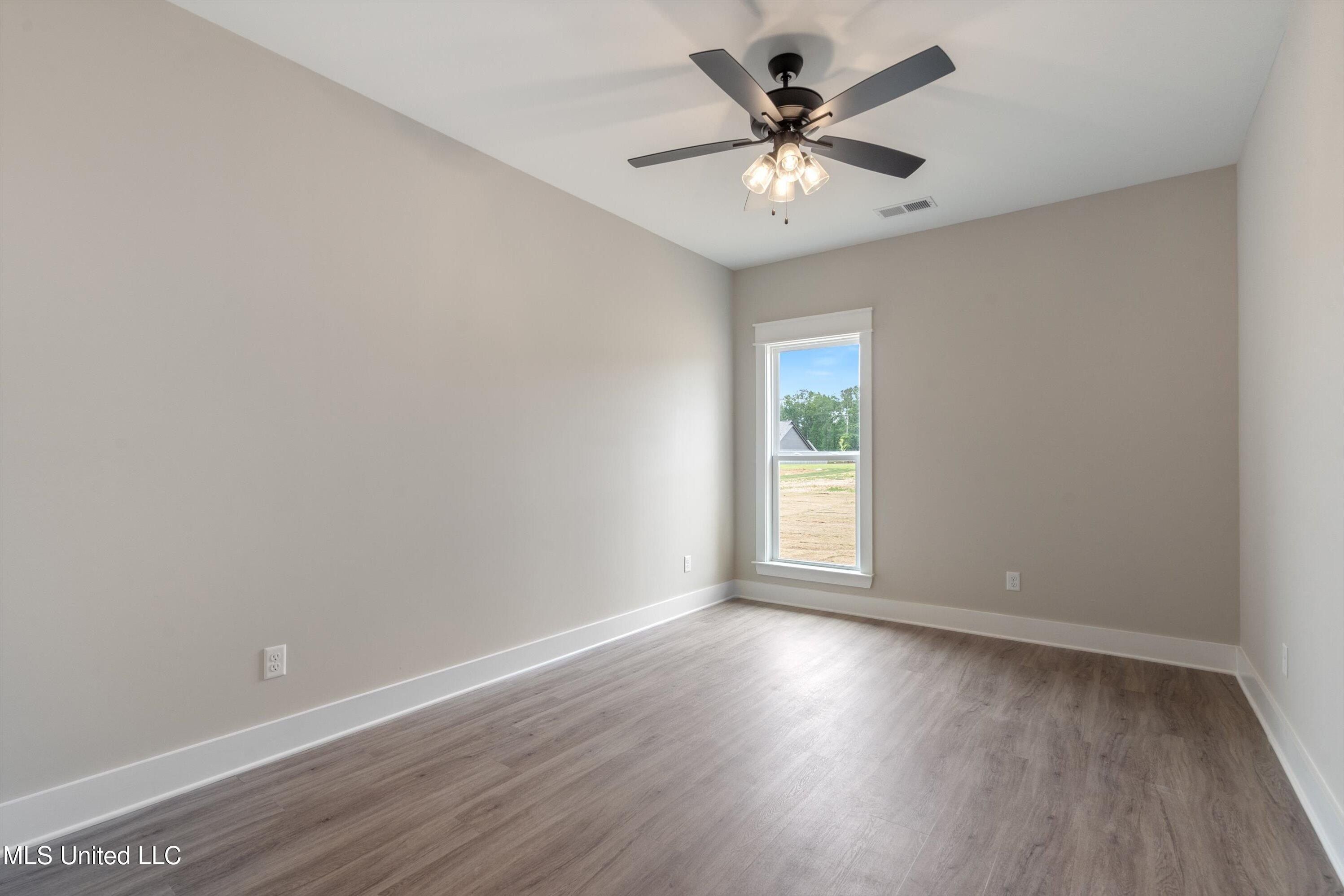 5125 Reserve Way. Hernando, MS 38632