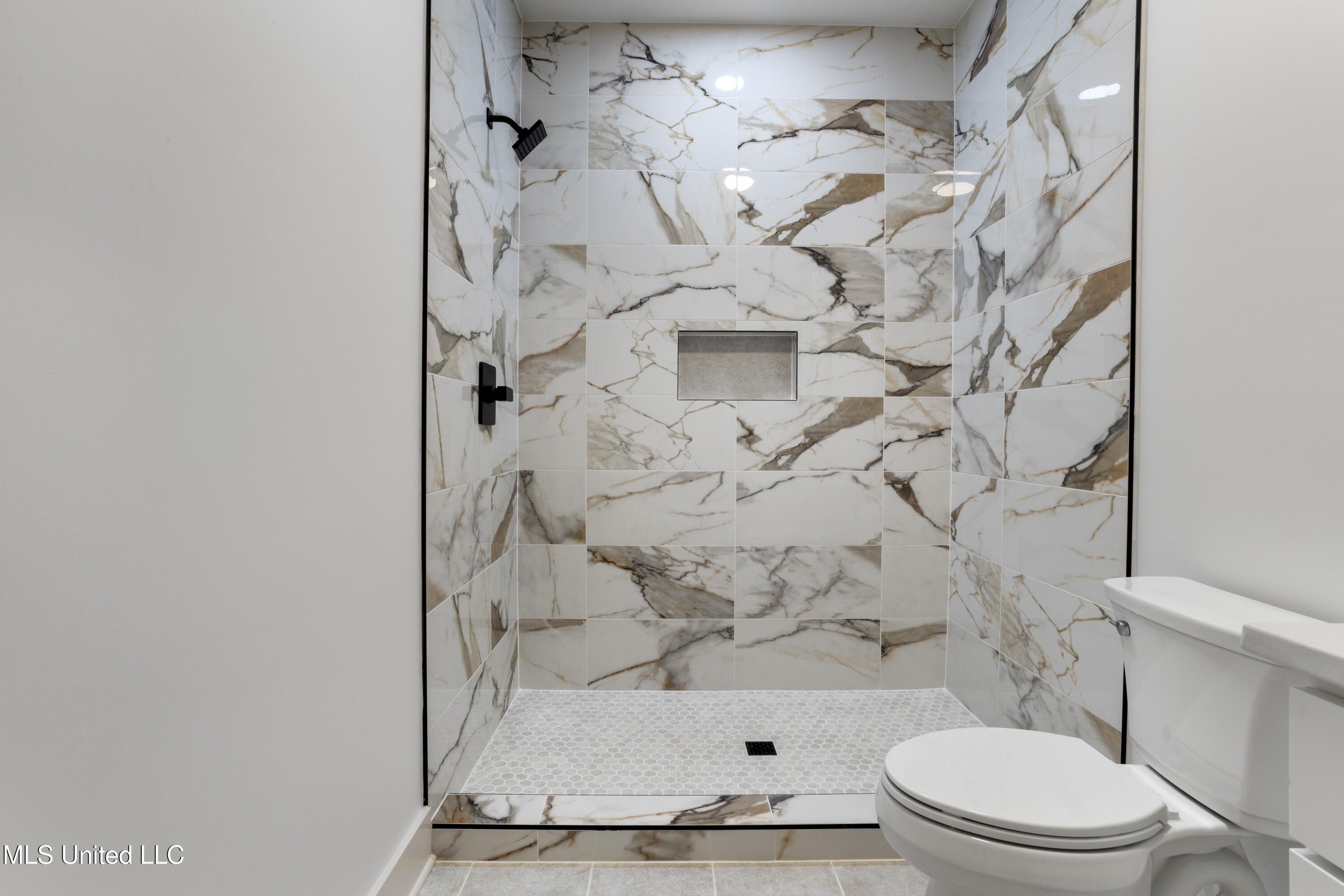 2836 Honduras Drive. Gautier, MS 39553