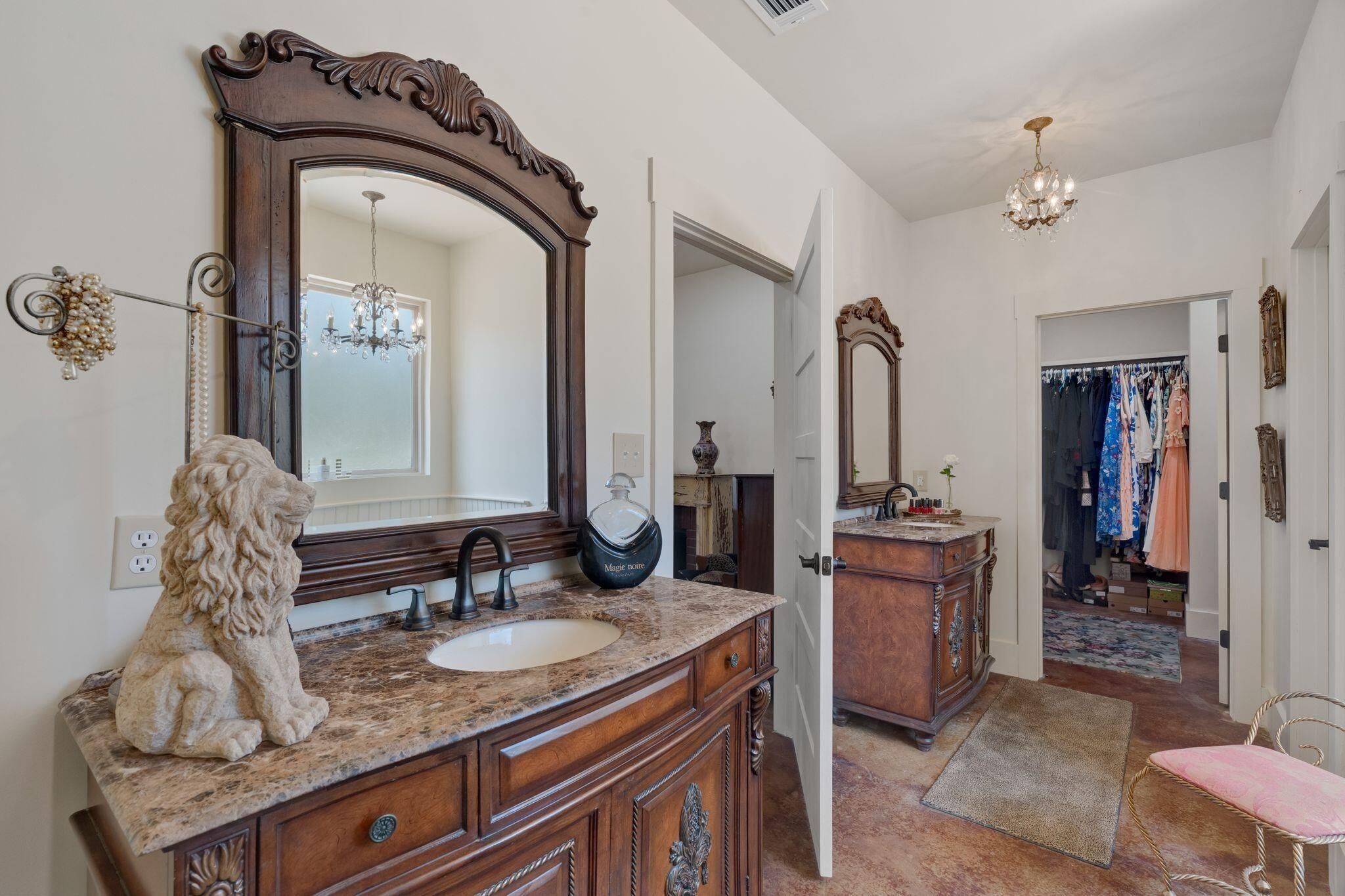 14 Springlake Dr. Sumrall, MS 39482