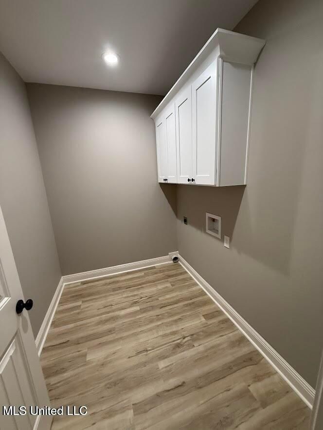 5360 Hoda Road. Kiln, MS 39556