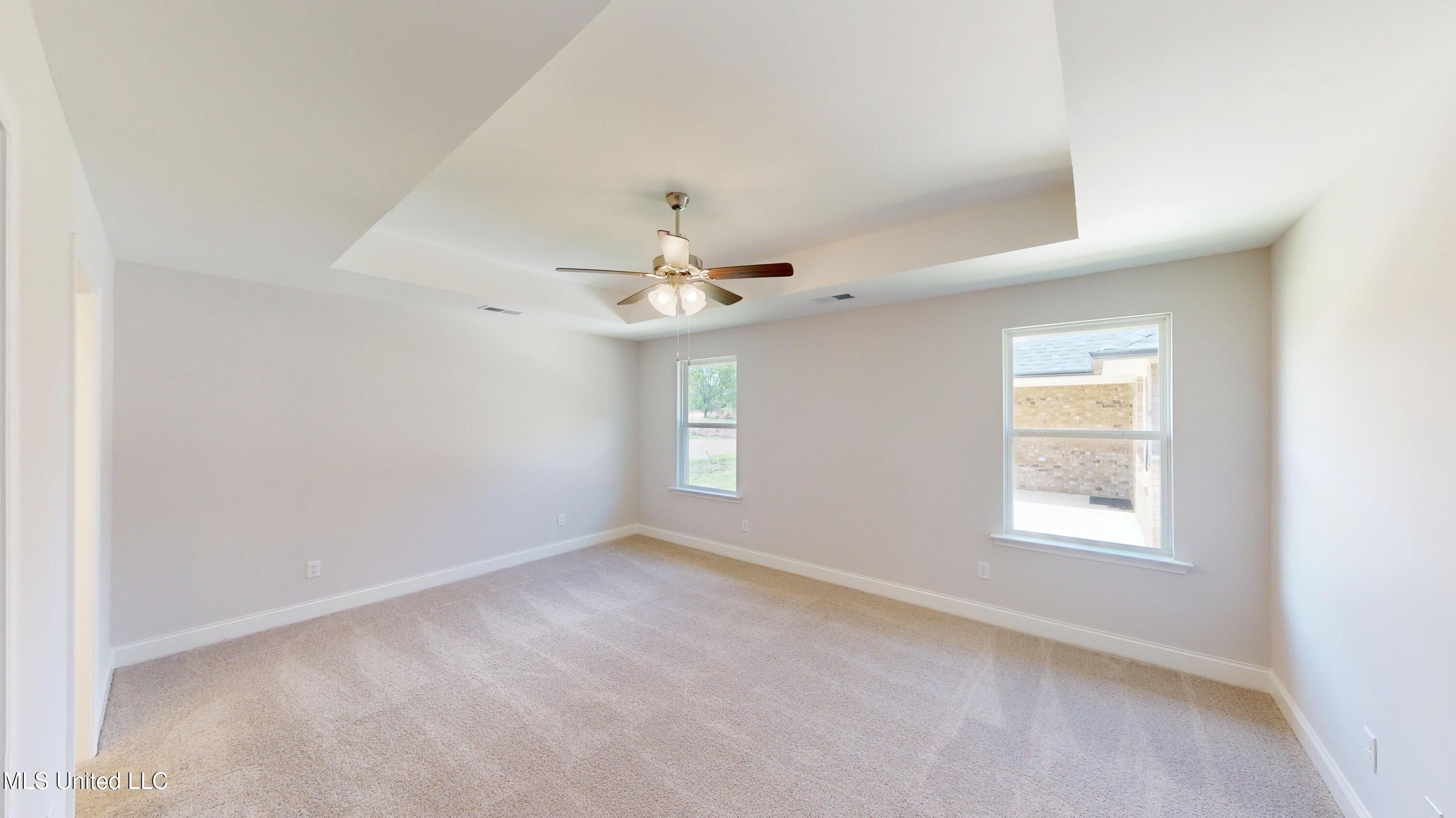 7905 Gardendale Drive. Olive Branch, MS 38654