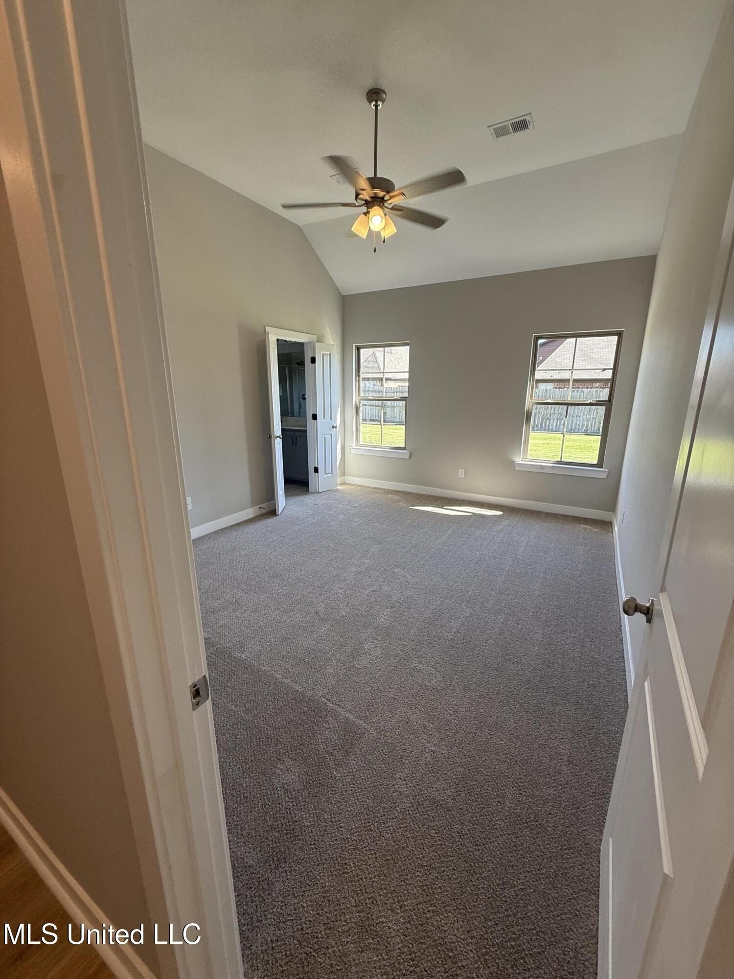 6509 Carmel Pointe Drive. Walls, MS 38680