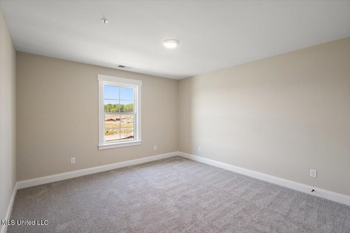 705 Bolivar Drive. Nesbit, MS 38651