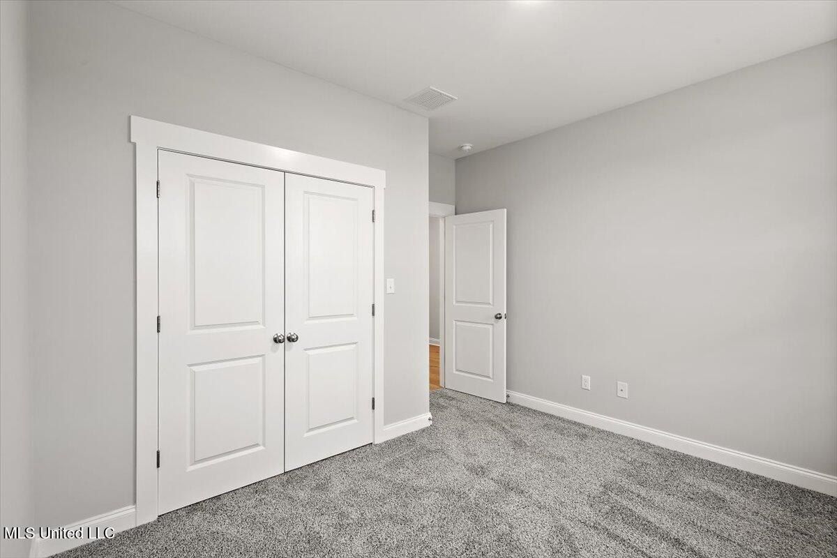 828 W Quitman Court. Nesbit, MS 38651