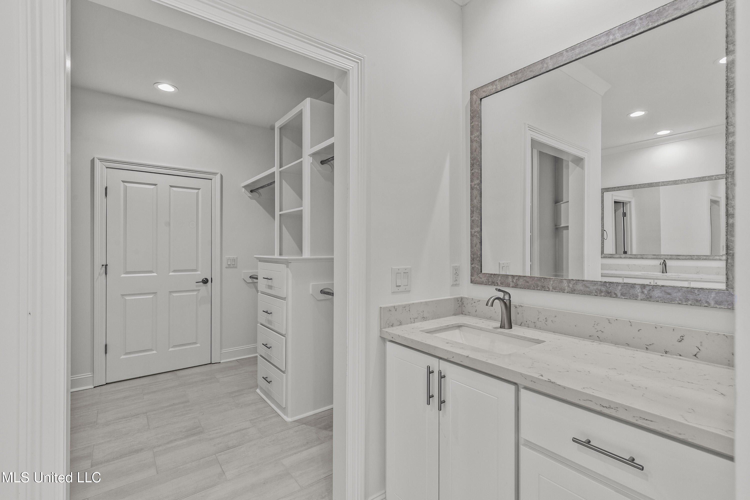 213 Lake Crest Drive. Madison, MS 39110