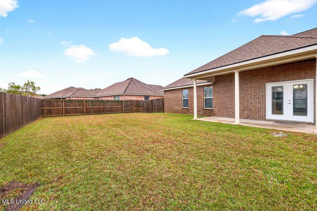 2020 Irma Circle. Ocean Springs, MS 39564