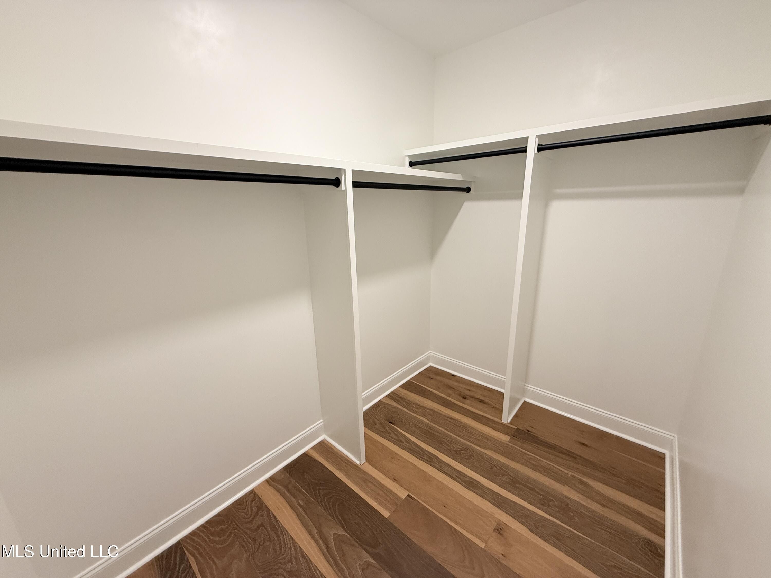 636 Tallahatchie Street. Nesbit, MS 38651