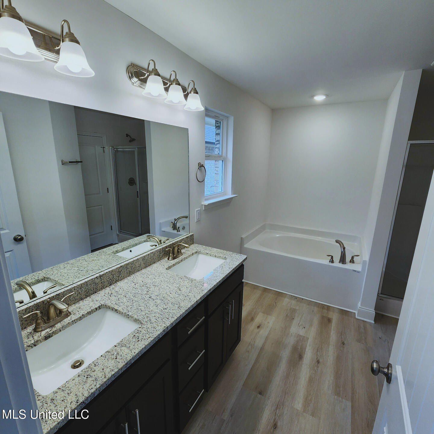 7835 Gardendale Drive. Olive Branch, MS 38654