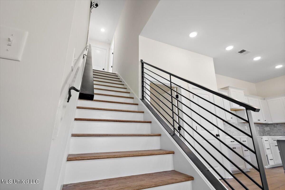 763 W Quitman Court. Nesbit, MS 38651