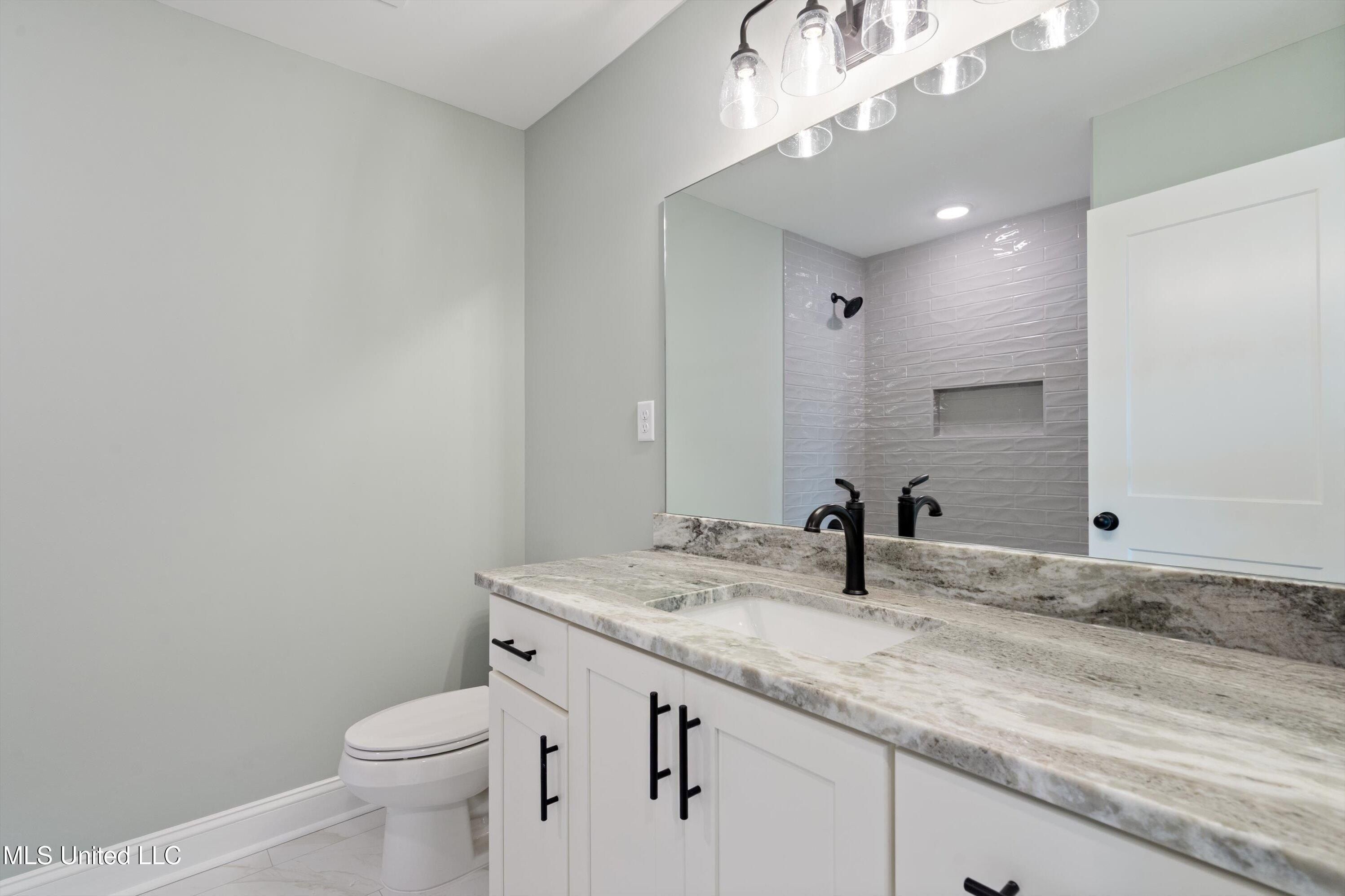 1590 Ashtons Lane. Hernando, MS 38632