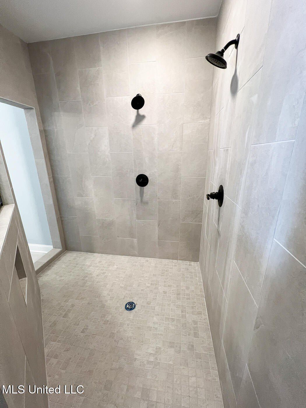 206 Poplar Lane. Holly Springs, MS 38635