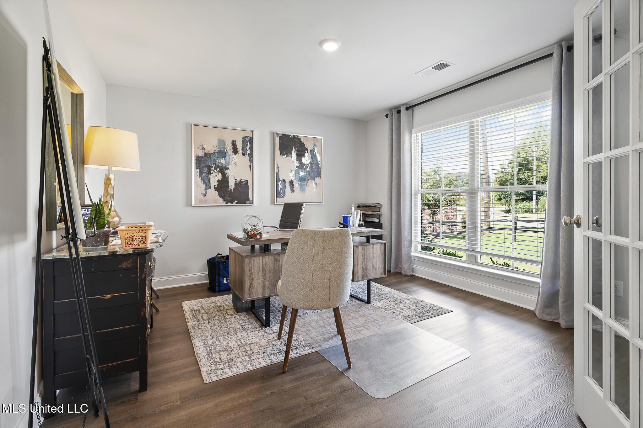 4147 W Olivia Circle. Olive Branch, MS 38654