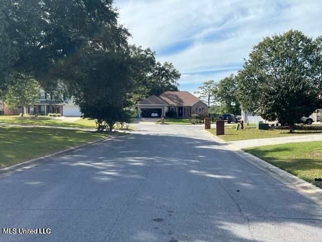 Rue Beaux Chenes Lot 86. Ocean Springs, MS 39564