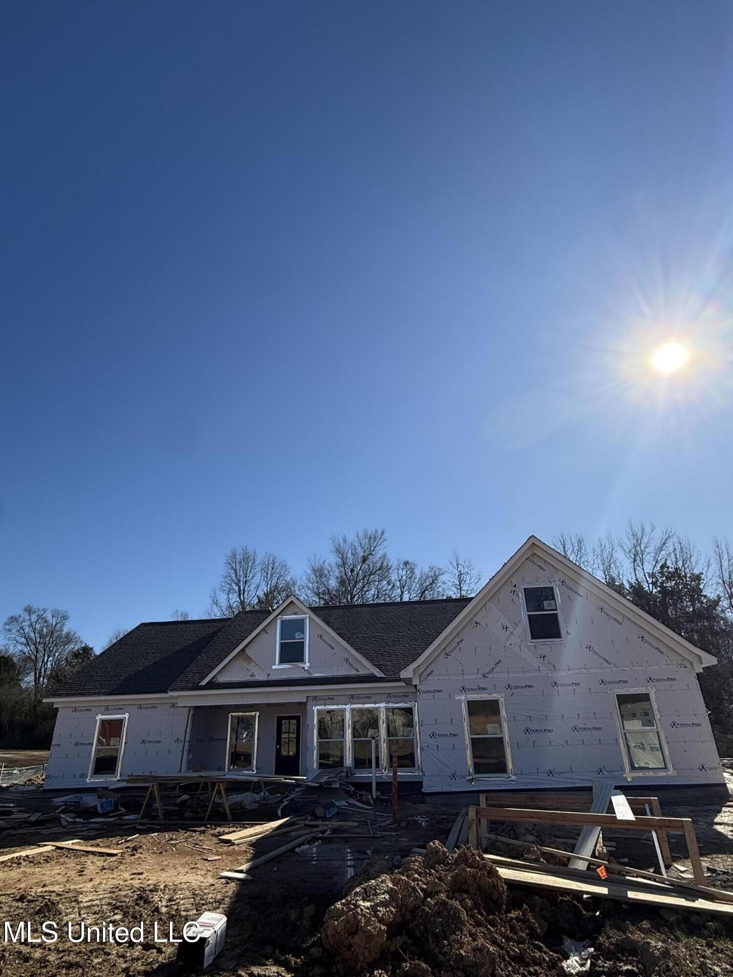 109 Carolina Circle. Senatobia, MS 38668