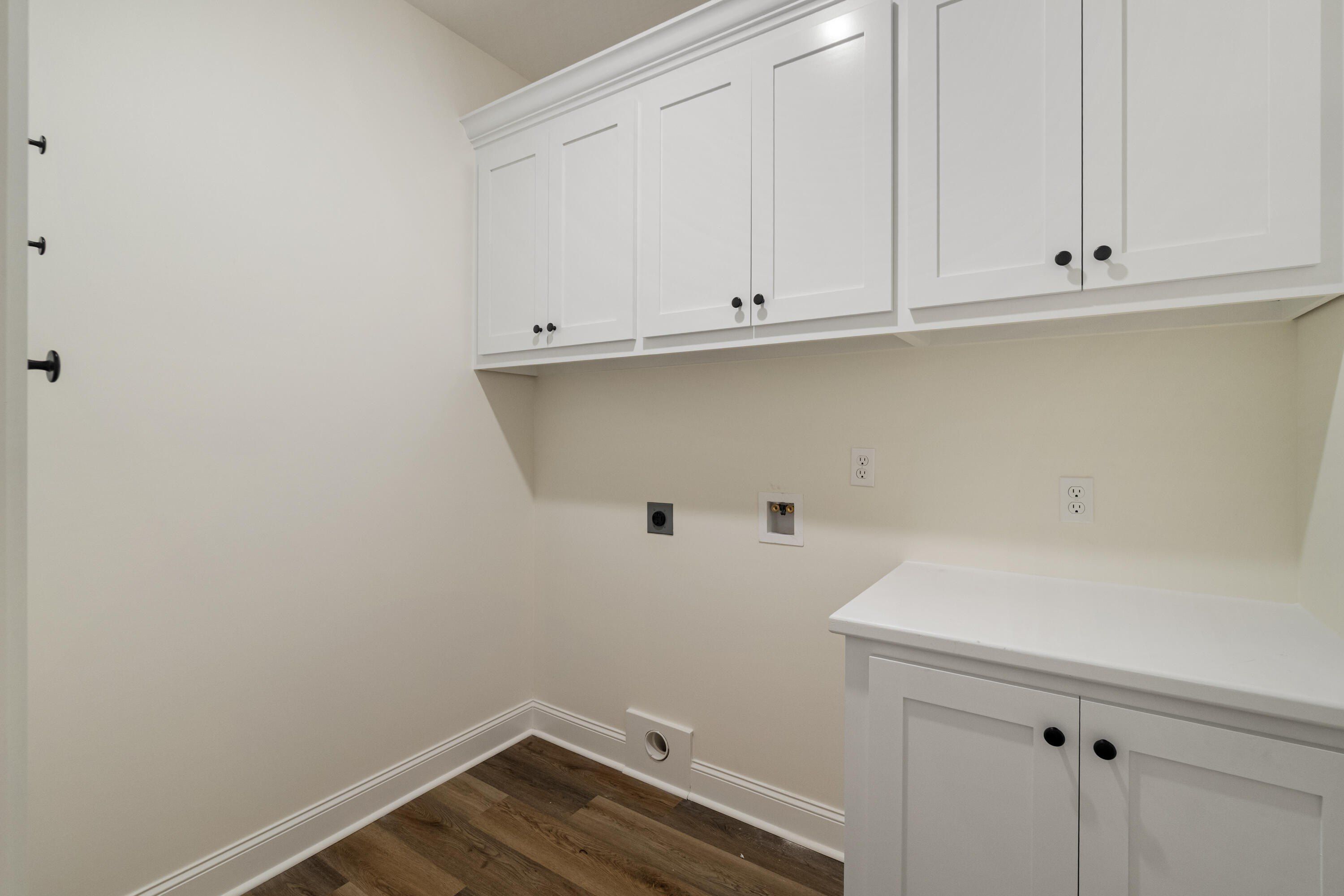 900 Ms44. Sumrall, MS 39482